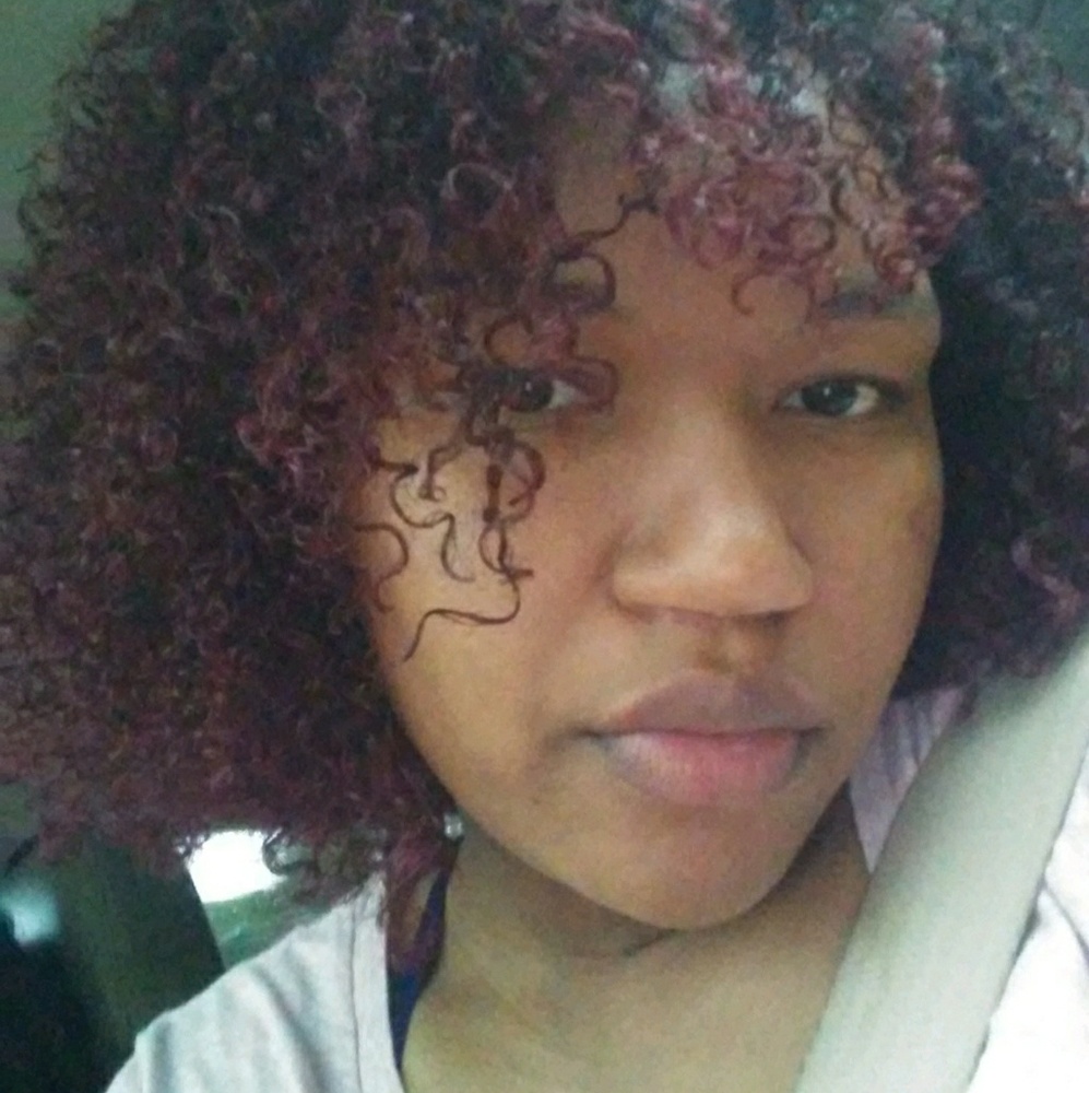 Meet your Posher, Aiya